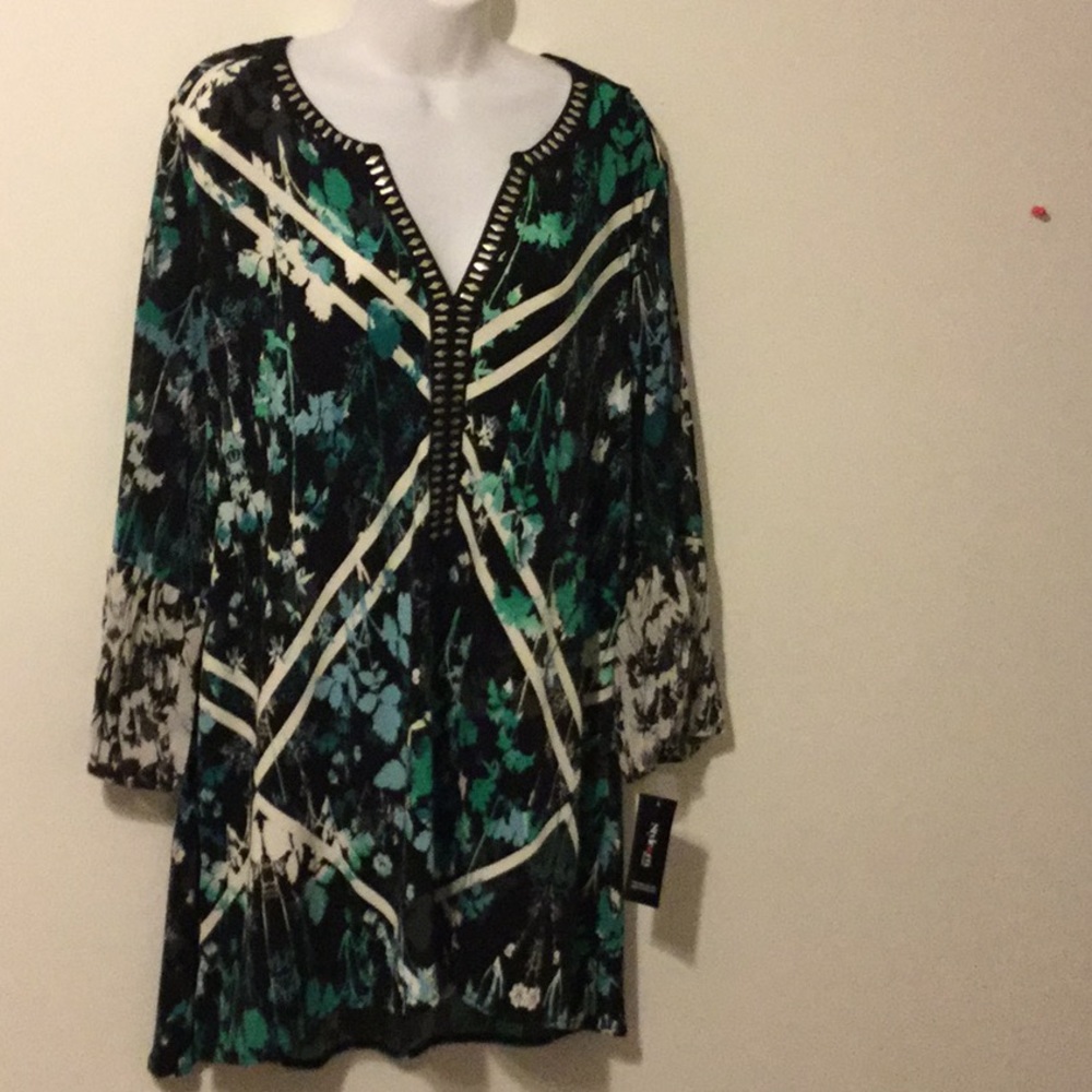 Woman top